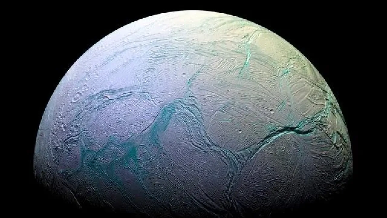 enceladus.jpg