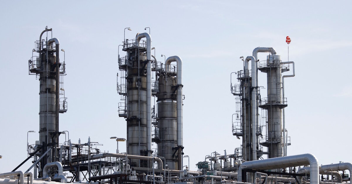 energy oil pck 1200x630.jpg
