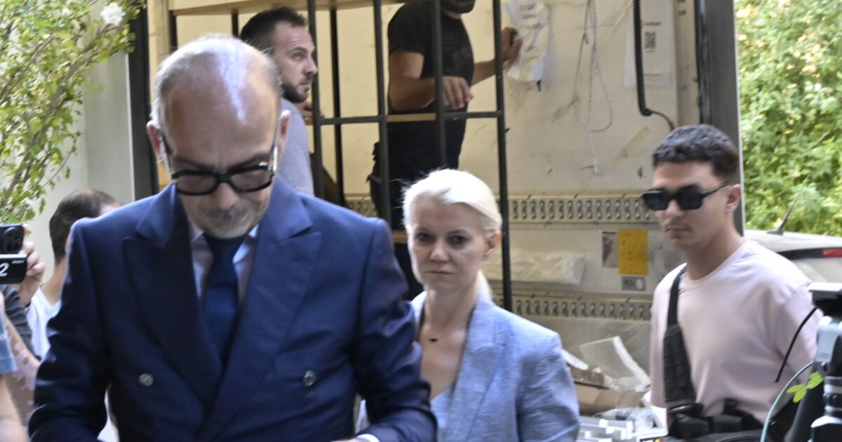 giatroi kolonaki eurok 1200x630.jpg
