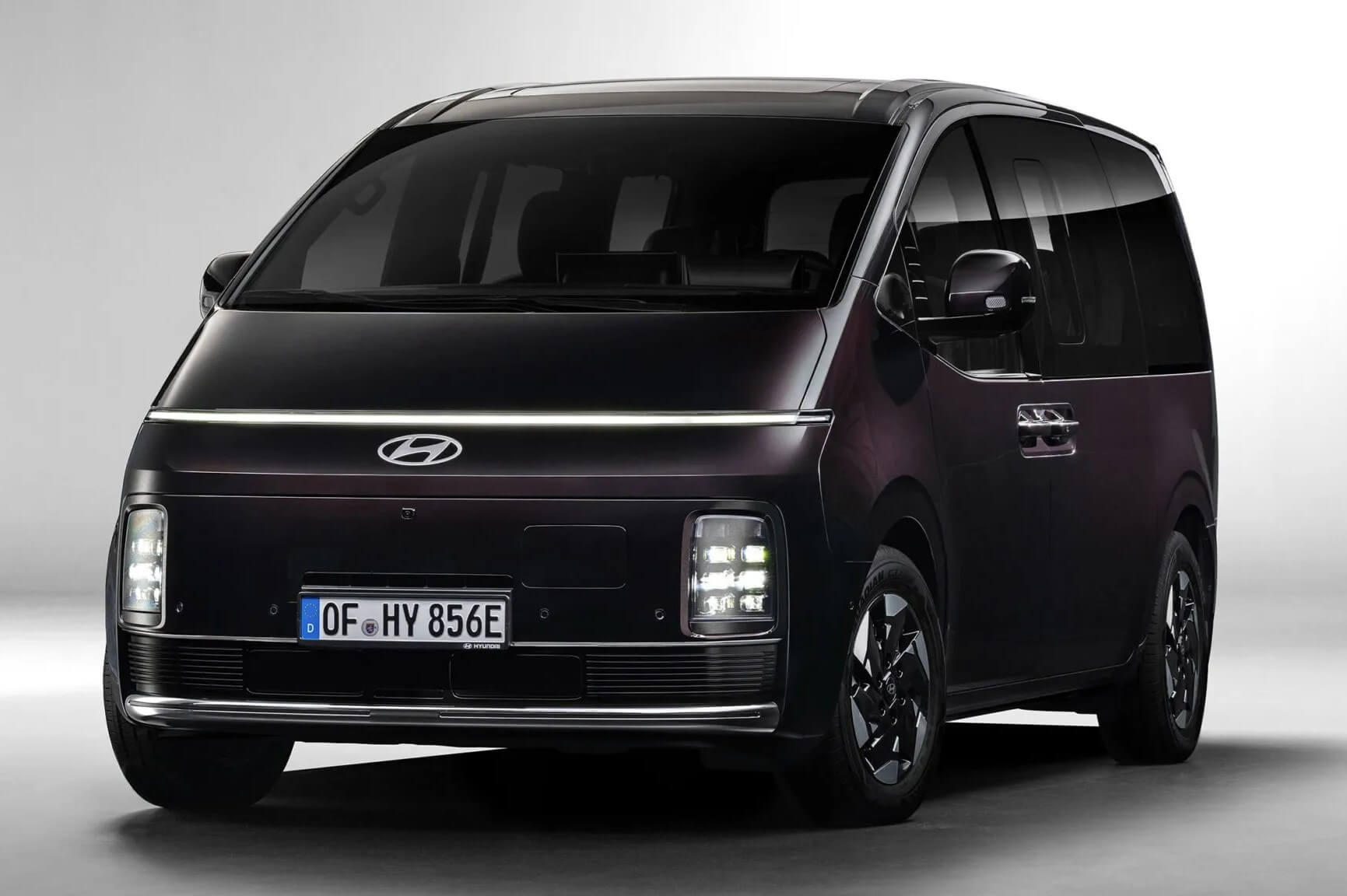hyundai staria electric europe 1s 2048x1152.jpg