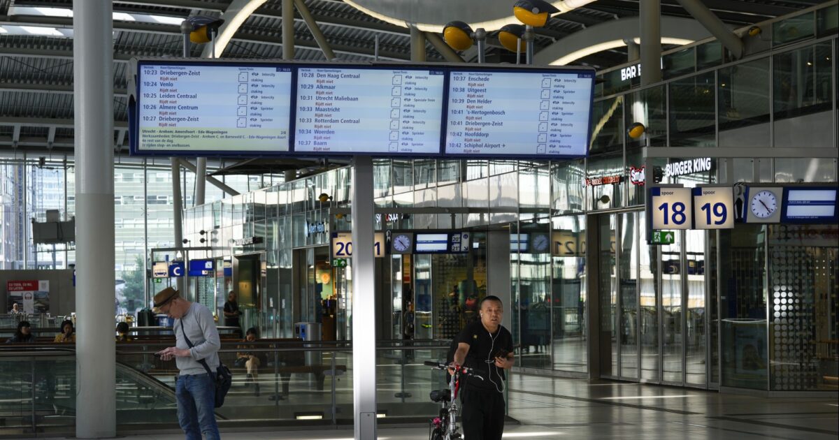 netherlands rail 1200x630.jpg