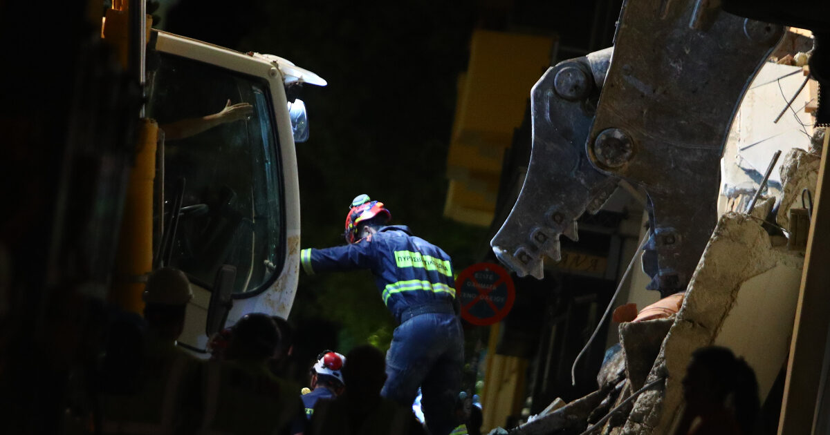 plaka ekriksi vrady 1 1200x630.jpg