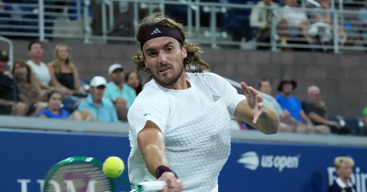 stefanos tsitsipas reuters 2 1200x630.jpg