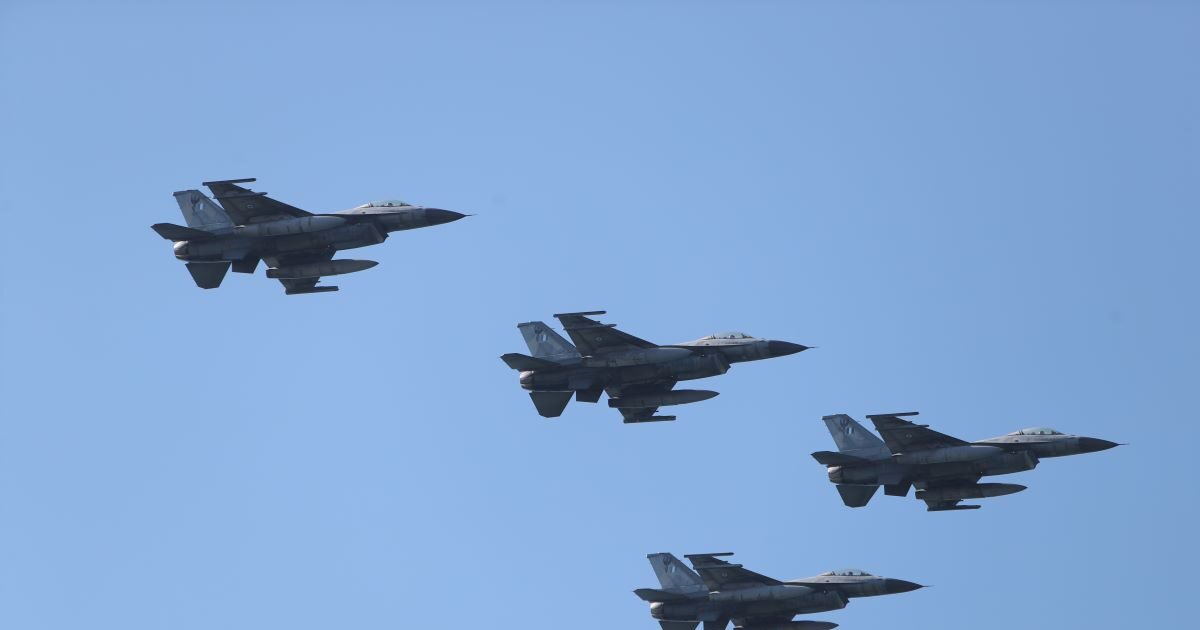 f 16 1200x630.jpg
