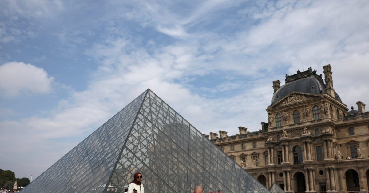 louvre reuters 1200x630.jpg