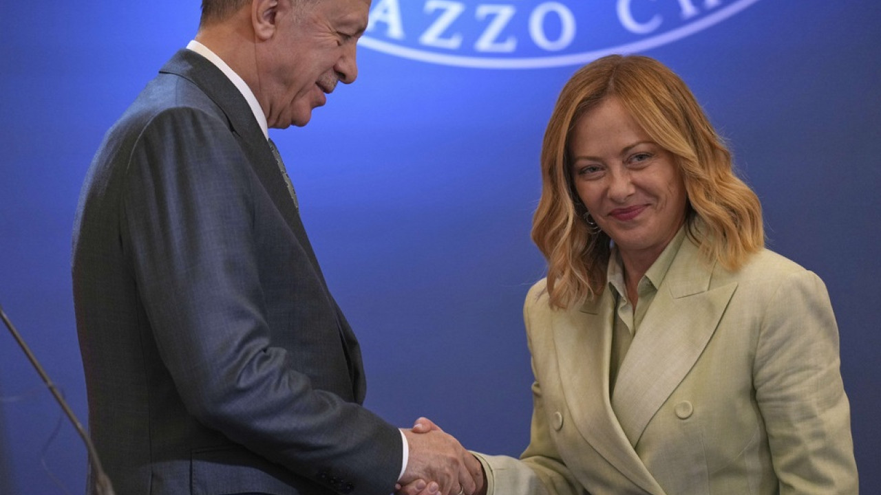 meloni erdogan cropped ap.jpg
