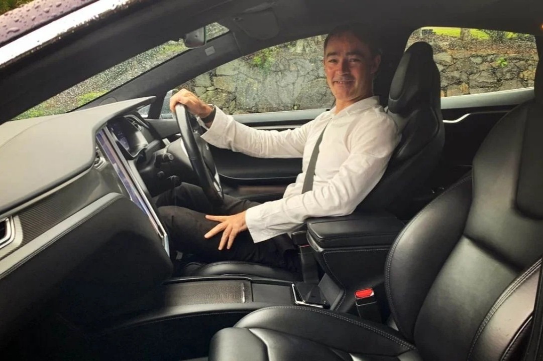 nigel model s featured.jpg