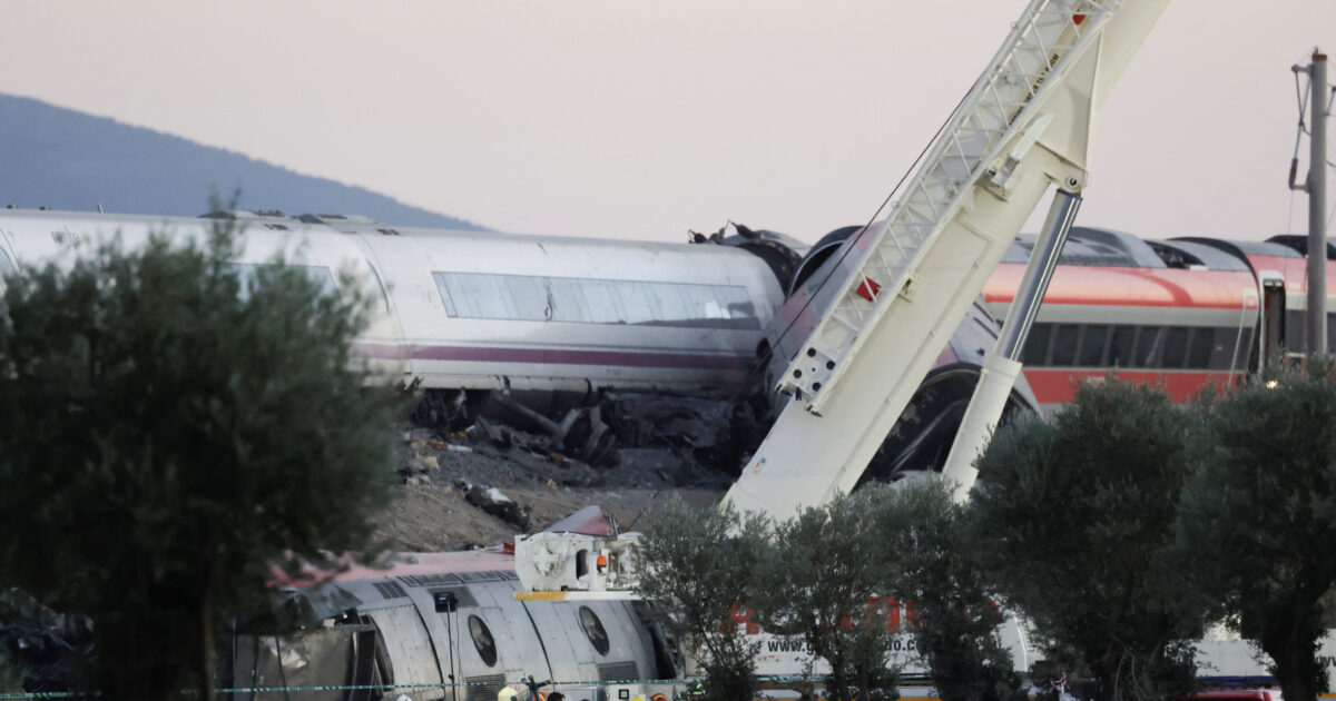 train spain r 1200x630.jpg